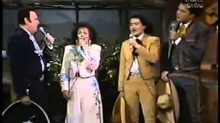 ANTONIO AGUILAR, FLOR SILVESTRE, PEPE AGUILAR Y ANTONIO AGUILAR HIJO.