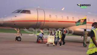 Asanteman Welcomes Otumfuo Osei Tutu II At Kumasi Airport