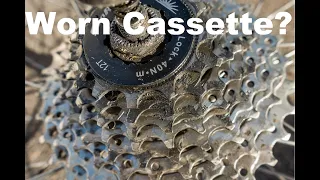 Chain slipping on worn cassette - slow mo