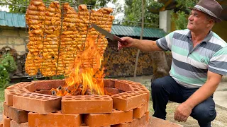 BUILD A FIRE PIT FROM RED BRICKS AND ROAST CHICKEN BREASTS ON IT IN SPECIAL WAY!