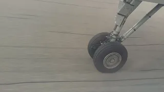 비행기 착륙 바퀴 영상