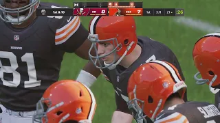 Bucs (6-5) vs Browns (7-4): Week 12 - Season