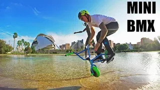 MINI BMX RIDING IN WATER FOUNTAINS! (OBSTACLE COURSE)