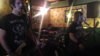 Spitfire Bullets - Blitzkrieg Bop (Ramones Cover) @ The Museum Vaults, Sunderland 8/5/16