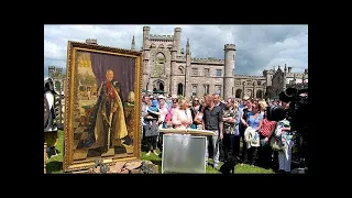 Antiques Roadshow BBC (22, August) Lowther Castle 1