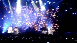 Paul Mccartney LIVE AND LET live  en lima 09-05-11