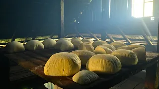 Традиції гуцулів-сироварів в Карпатах. Виготовлення делікатесних ексклюзивних сирів в селі Стебний