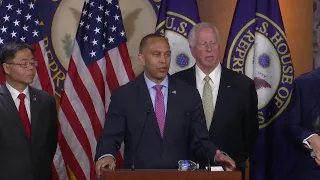 LIVE: Democrat Hakeem Jeffries remarks on debt ceiling talks