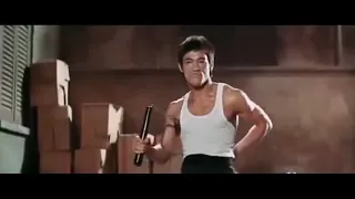 Bruce Lee the nunchuck fighter