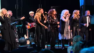 Stevie Nicks, Carrie Underwood, Sheryl Crow & Friends - "It's So Easy" | 2014 Induction