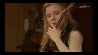 LIVE J.S. Bach - Chaconne BWV 1004 played by Laura Lootens