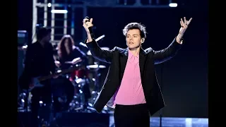 Harry Styles - Kiwi (Victoria’s Secret 2017 Fashion Show Performance)