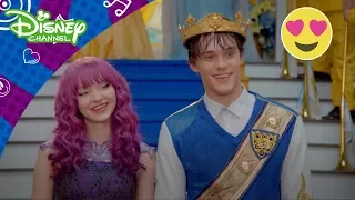 Descendants 2 | ♫ Musikvideo: You and Me - Disney Channel Sverige