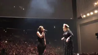 Adele Invited A Fan To Sing On Stage And Had No Idea She Was This Grammy Nominated Star!