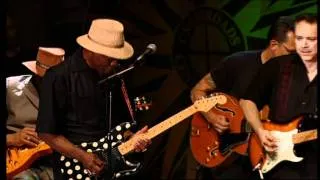 Eric Clapton/ Robert Cray/ Buddy Guy/ Hubert Sumlin/ Jimmie Vaughan - Sweet Home Chicago Live