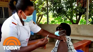 How Health Care Workers Are Being Vaccinated In Remote Area Of Uganda | TODAY