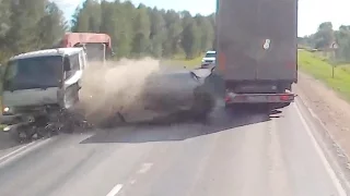 Truck Crash Compilation