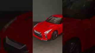 Review Nissan GTR R35 / Bburago 1/24 /