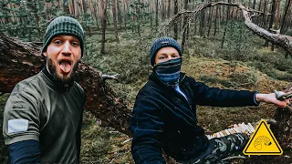 Seine erste Nacht im Wald | 24H Camping Ausflug unter Freunden | Maden essen und auf Bäume klettern