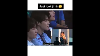 just look jimin's reaction to Ariana grande😮😊💜