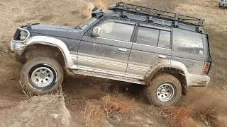 Mitsubishi Pajero 3UZ