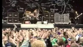 NICKELBACK - HOW YOU REMIND ME (Rock am Ring 2004) [HQ].mp4