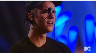 Justin Bieber Cries at VMAs 2015 - Justin Bieber Performance MTV Vma
