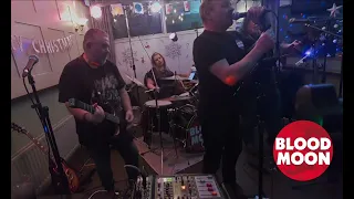 Blitzkrieg Bop cover