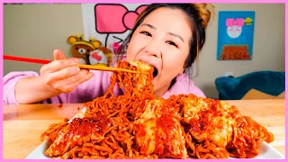 SPICIEST KIMCHI IN THE WORLD WRAPPED SPICY FIRE NOODLES l MUKBANG