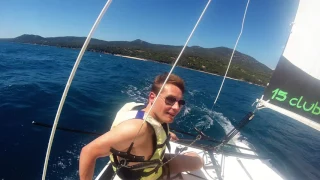 Catamaran zeilen in de baai van Propriano - Corsica - 16 juli 2016