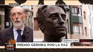 Premio Gernika por la Paz a Paco Etxeberria