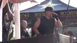 Body Count Ft Ice-T - Talk Shit, Get Shot (Live Mayhem Festival 2014 - Mansfield, MA)