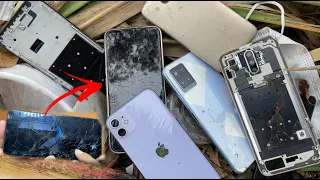 Restoring Abandoned Destroyed Phone, Found a lot of broken phones and more!