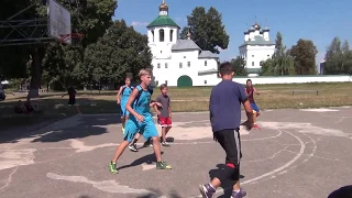 Стритбол-2019. Игра 3х3 между командами Зоопарк (Путивль) и СКоБа (Шостка).