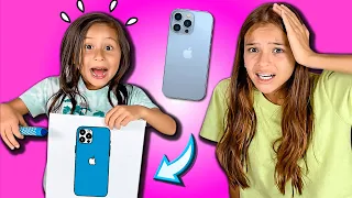 TUDO QUE ELA DESENHAR EU COMPRO!! Ela Desenhou Um Iphone 13!!😱