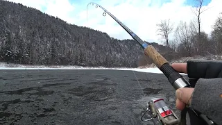 Закрытие сезона открытой воды 2022 на горной реке Дальнего Востока! Хариусы, ленки и ЛЬДИНЫ!!!