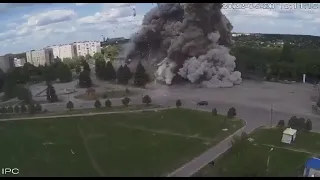 Лозова: ракетний удар рашистами по будинку культури. Lozova, Ukraine: russian rocket strike.