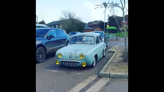 Renault Dauphine 1957 "The Dope" wake up