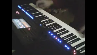 импровизация на тему Моцарт -Yamaha psr sx 700 (продаю синтезатор по Украине )