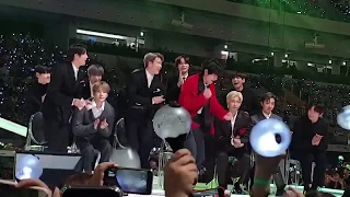 191130 BTS Reaction to TXT won Best New Artist @MMA 2019 Fancam