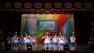 Казахский танец с домбрами