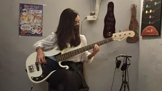 Torna a casa - Maneskin (bass cover)