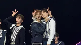 [4K] 230311 세븐틴 (SEVENTEEN) - Intro + 예쁘다 (Pretty U) 도겸 직캠 DK Focus @캐럿랜드 2023 CARATLAND FAN MEETING