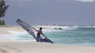 Windsurfing at Mini Backdoor, Pipeline