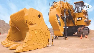 Giant Excavator Assembly Process.Giant Excavator Manufacturing Plant