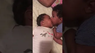 Pequeño beso a mi hermana ❤️