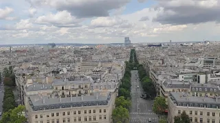 Paris 👍 Zafer Takının üzerinden Eşsiz Paris ve Eyfel manzarası