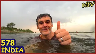 ИНДИЯ. Под Священной Водой Ямуны. Закупил продукты. Индийская ЕДА