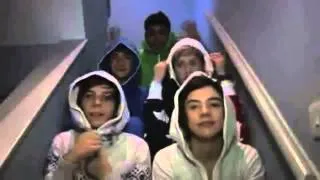 One Direction- wake up cute alarm