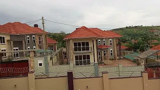 🆕🆕🆕🆕🆕🆕 estate in arkright city 🌆 Entebbe Rd near Kampala Six bedroom and six bathrooms